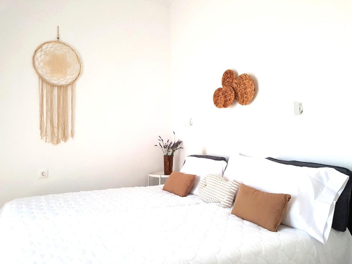 Greekowl Apartments Skiathos Town Ngoại thất bức ảnh